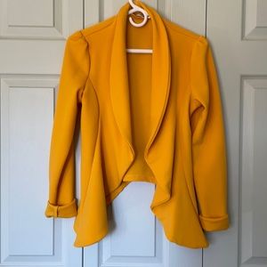 Yellow crep open front blazer